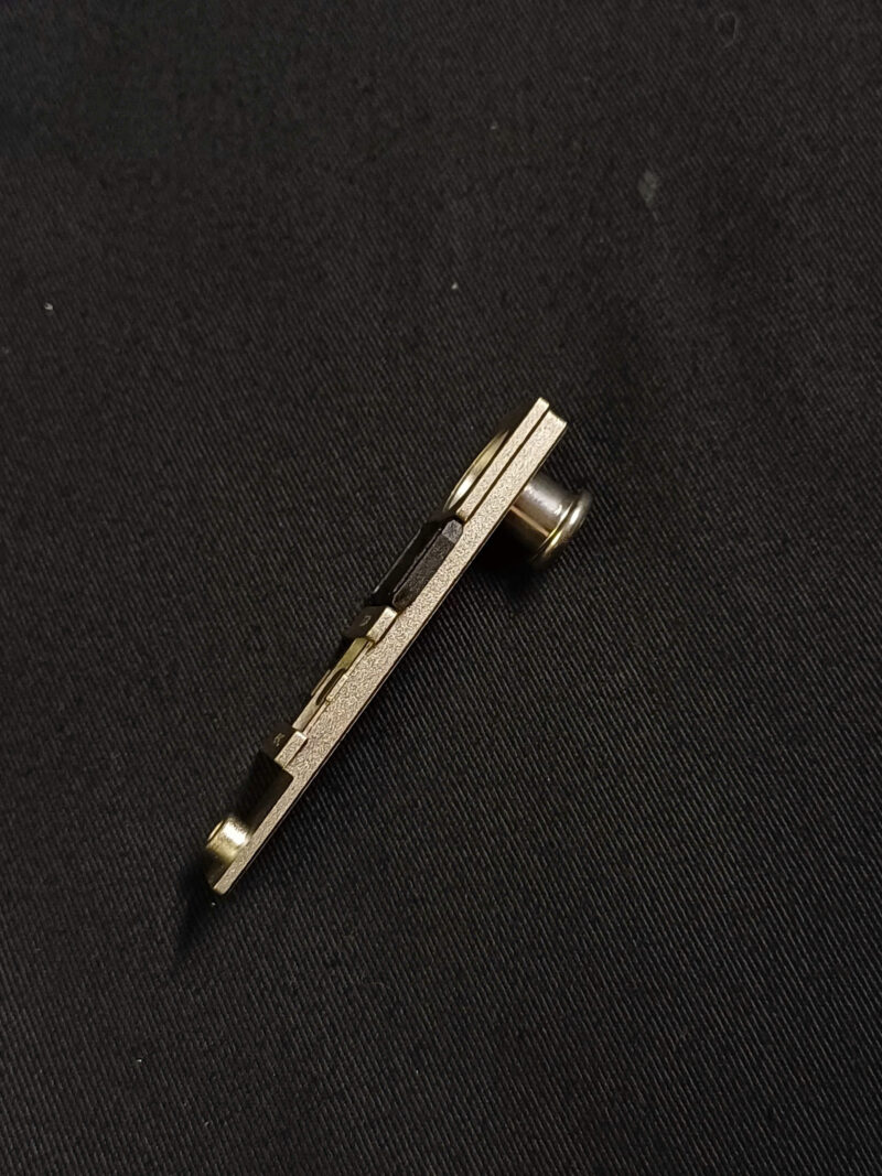 Đầu biên Châu Âu PJ-136