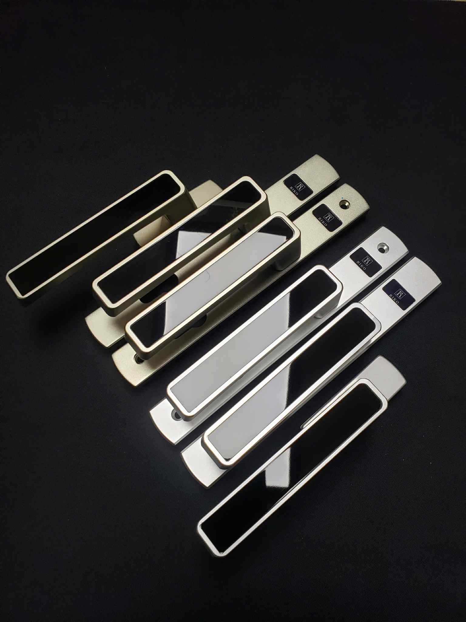 Bộ Khoá Đa Điểm RK-CNC Bạc và Champagne