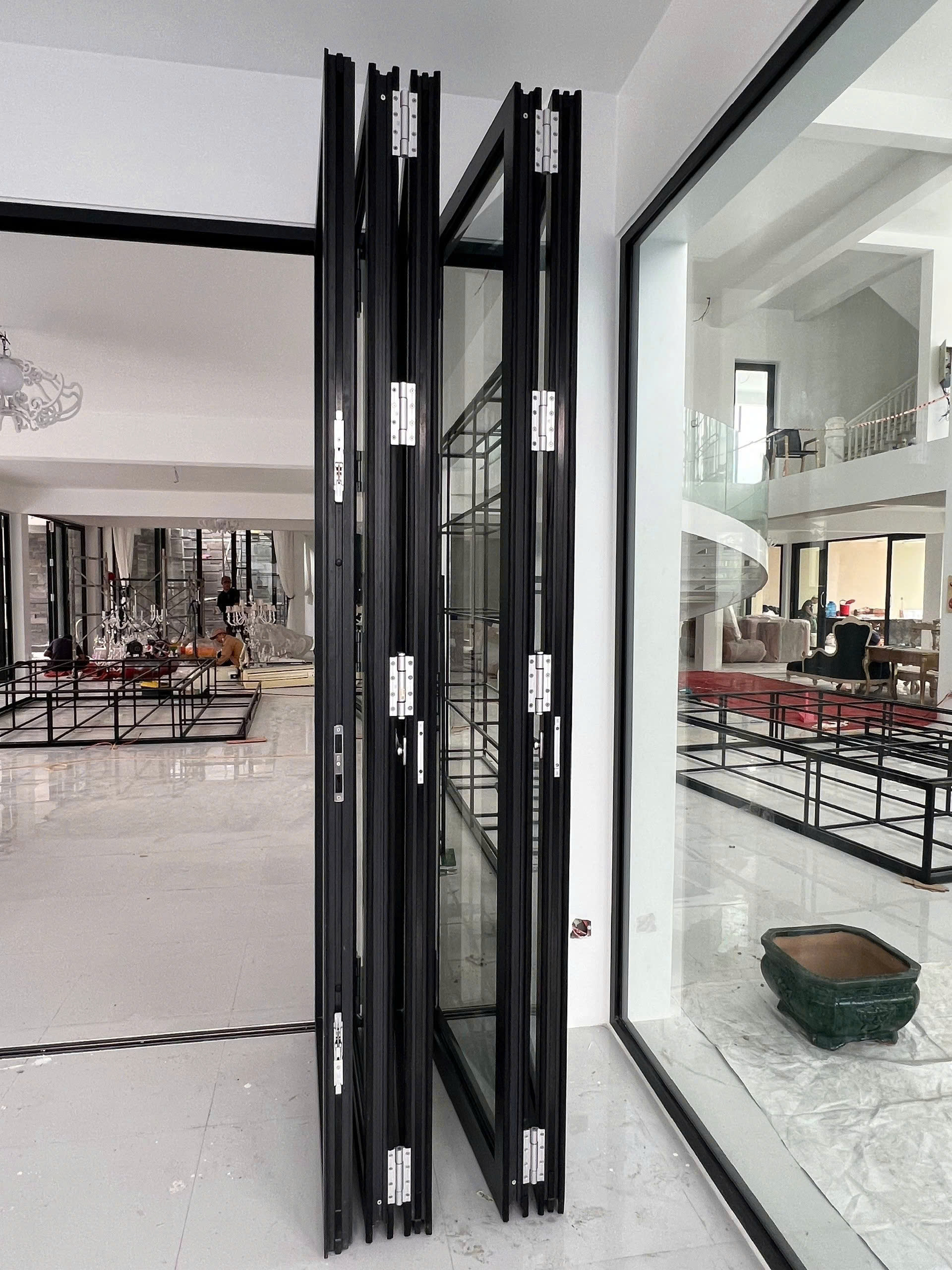 Phụ Kiện Cửa Xếp Trượt